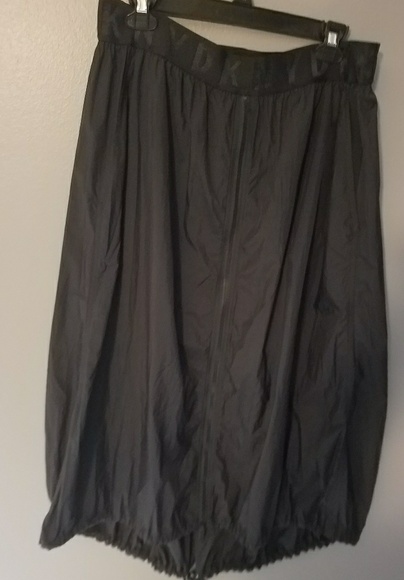 NWT DKNY skirt